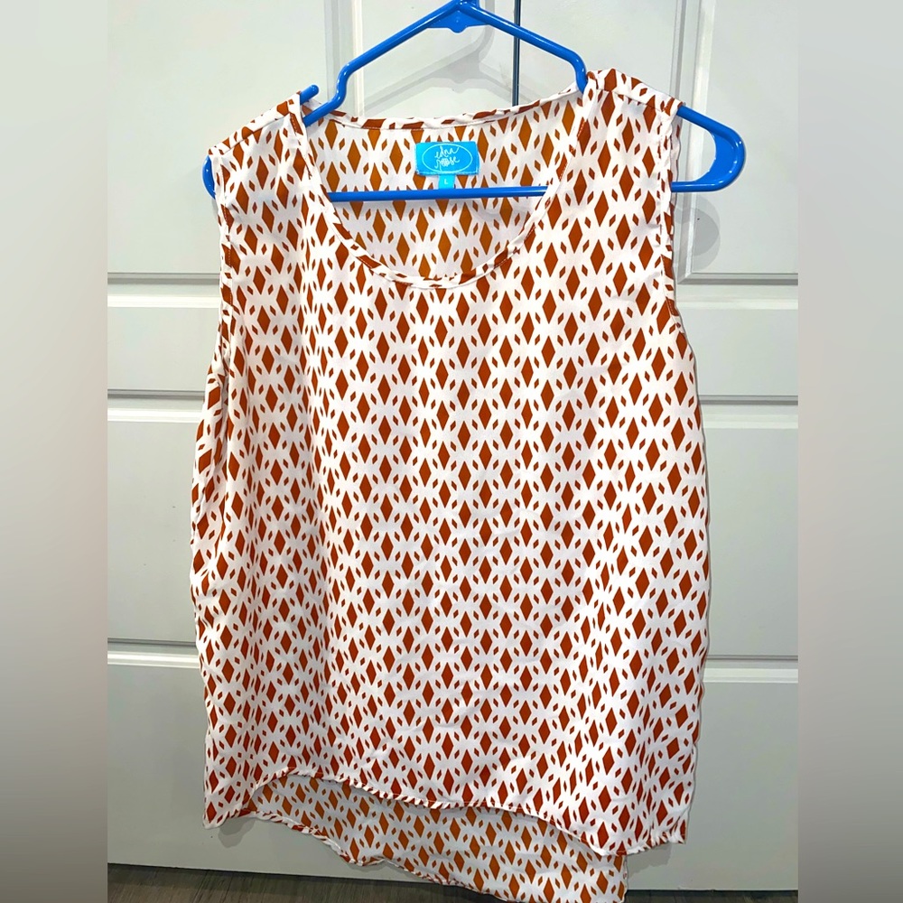 Burnt Orange and white top! Texas longhorns!